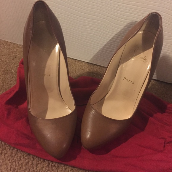 Christian Louboutin Shoes - Christian Louboutin feticha pumps size 39